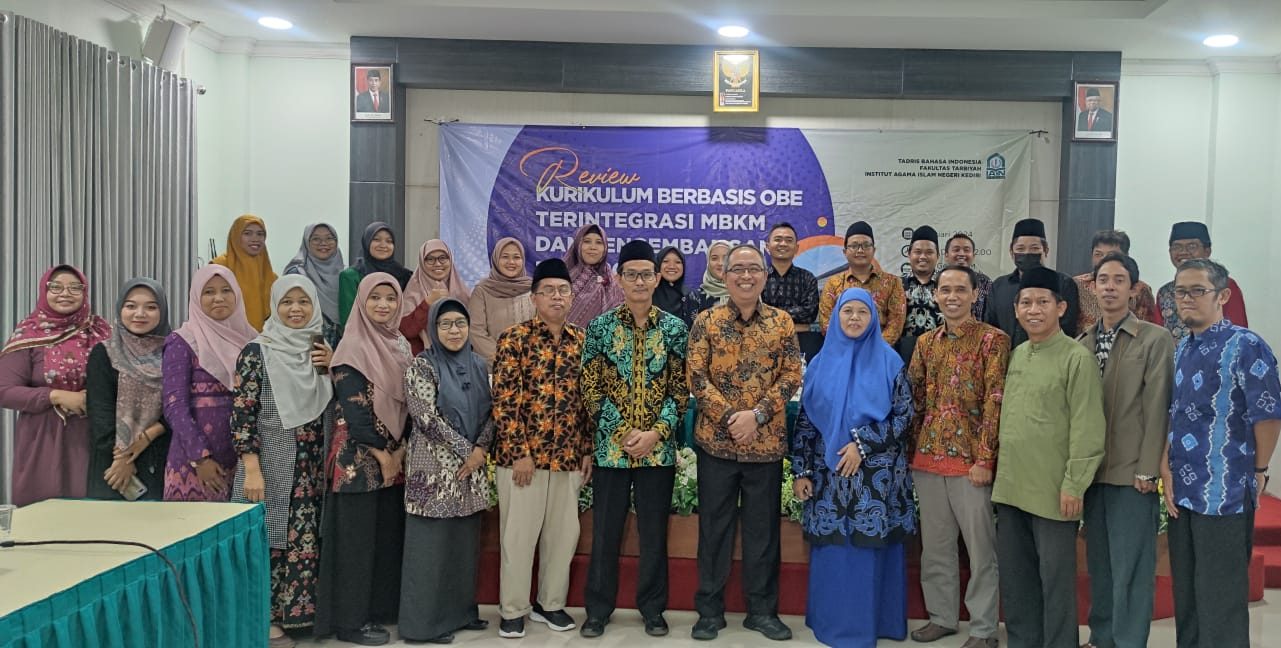 Review Kurikulum Berbasis OBE Terintegrasi MBKM dan Pengembangan RPS Prodi Tadris Bahasa Indonesia IAIN Kediri